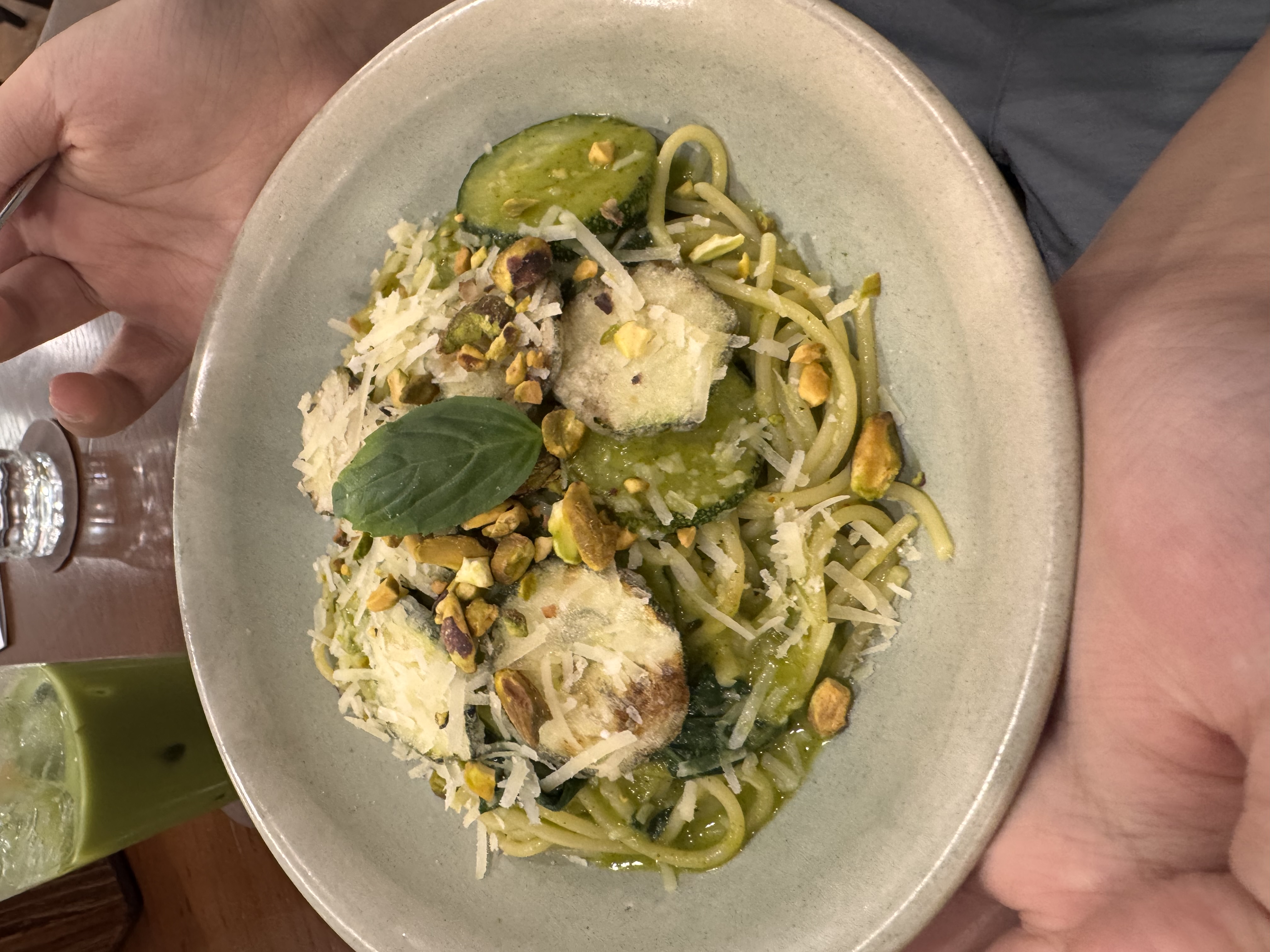 Mì Ý sốt bí ngồi hạt dẻ cười