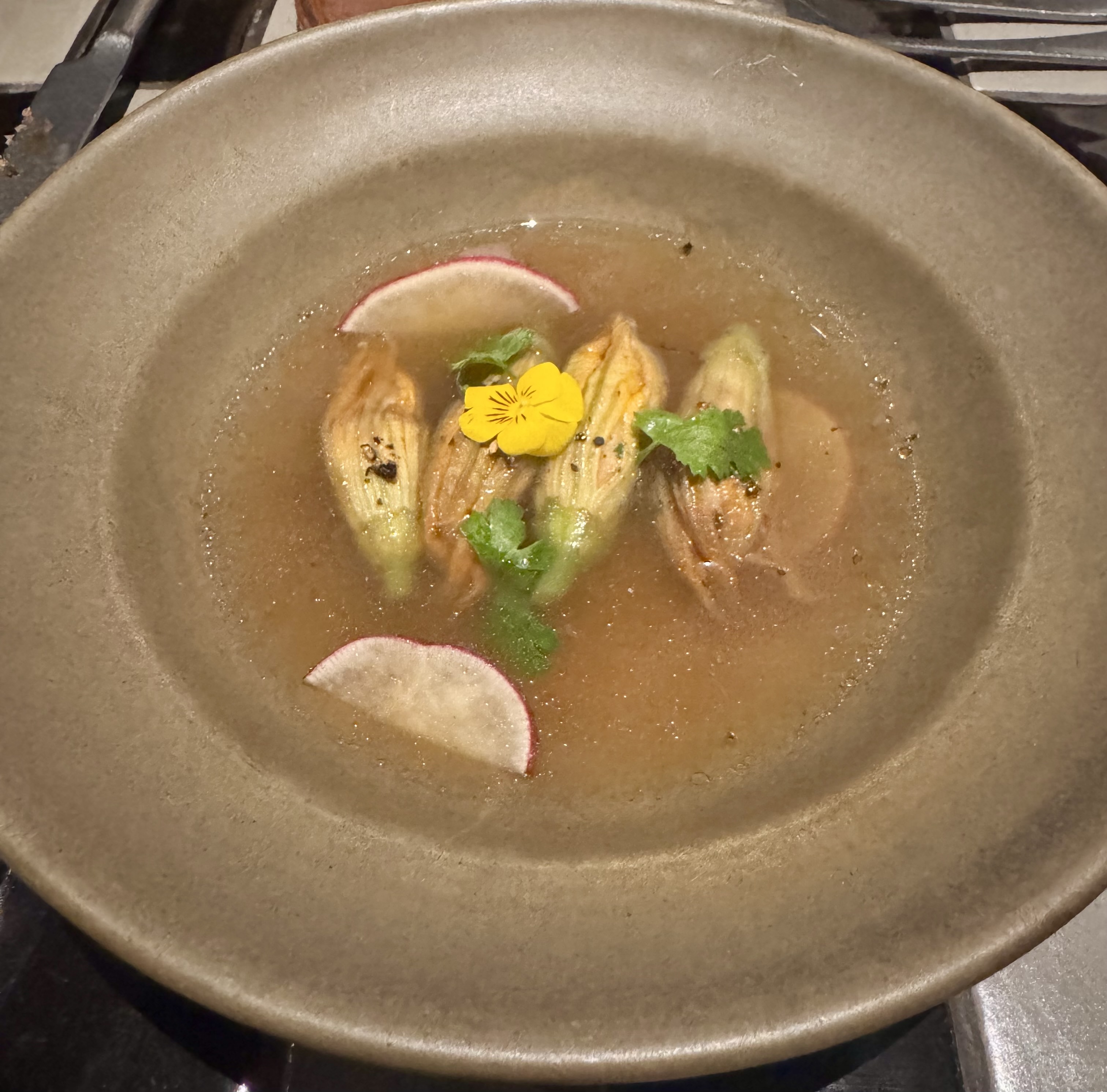Pepper soup with Shrimp & Pumpskin Flower