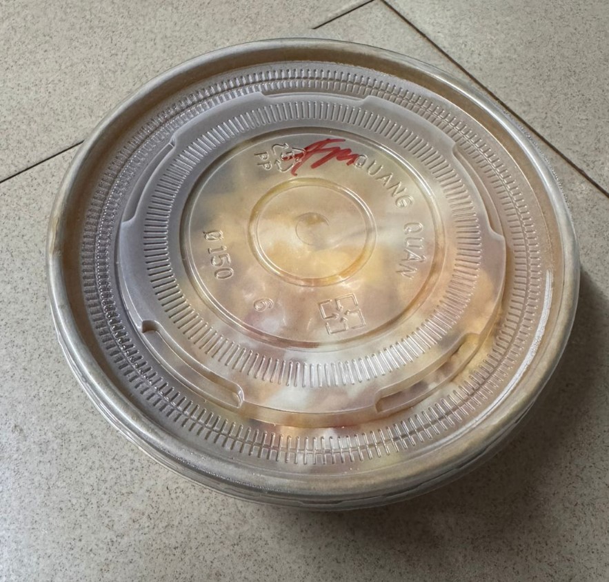 Nui xào trứng thêm phô mai