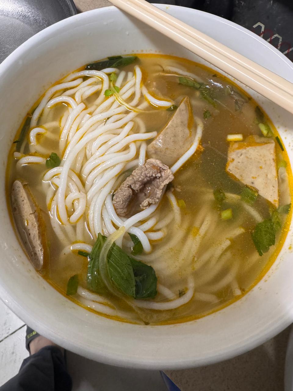 Bún bò Huế 